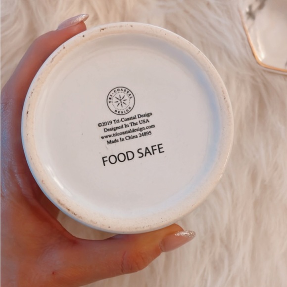 Ceramic Makeup Brush Holder - Picture 7 of 7